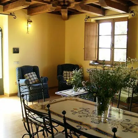 Osteria Di Ramazzano Sleeps 4 Pool